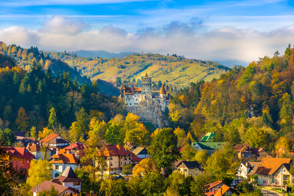 Panoramic-View-of-Bran-Castle-in-Autumn-