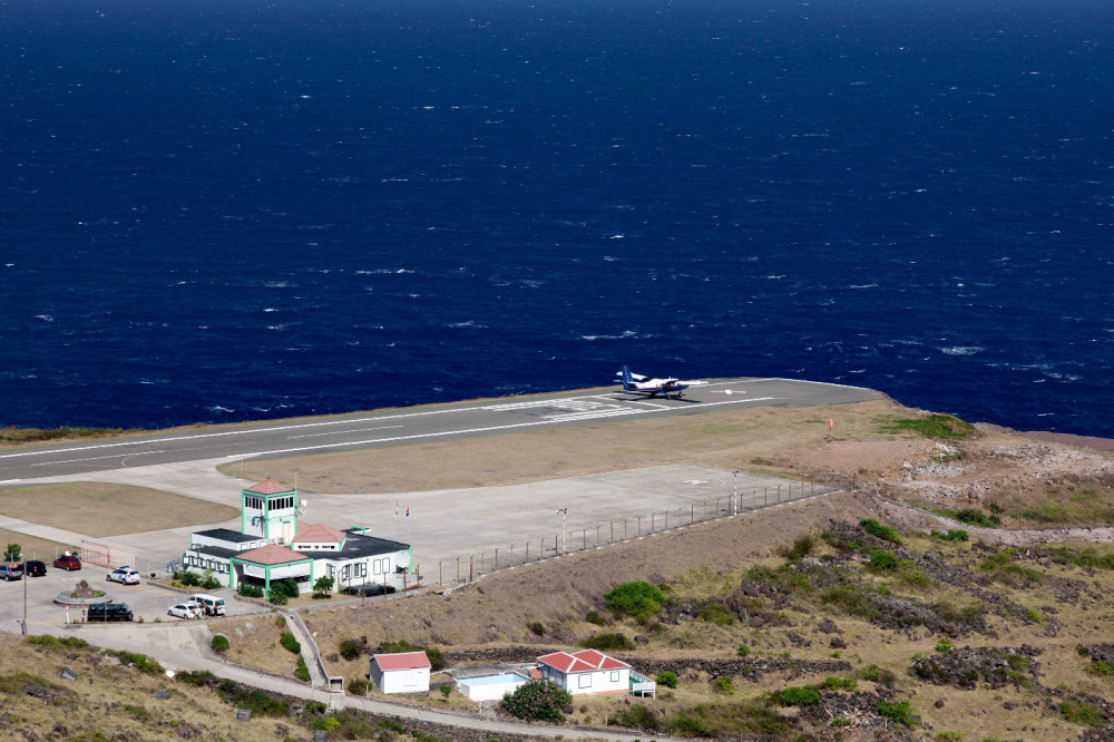 saba-samolet.jpg